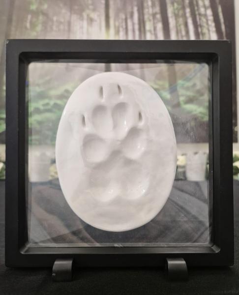 Keramischer Pfotenabdruck